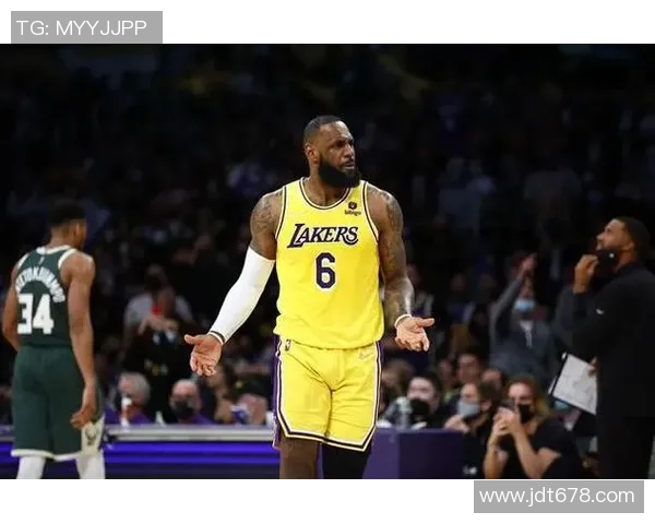 2013年1月湖人与76人激战回顾:经典对决与球星表现分析