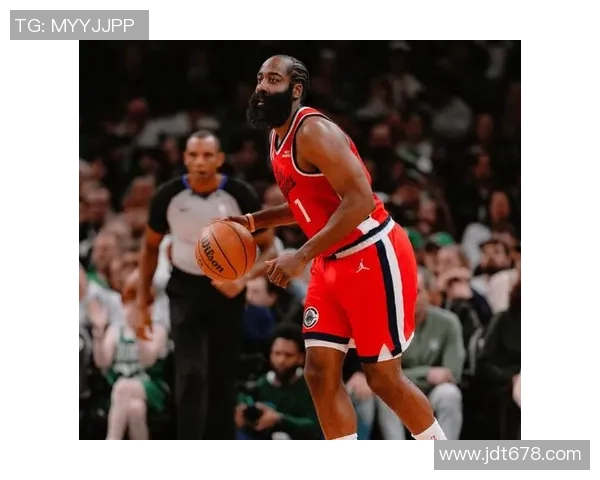 快船难逃窘境,哈登该认清一现实!湖人旧将犯三大错,新秀出惊喜